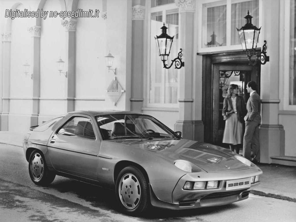 Porsche_Werkfoto_1984_928S